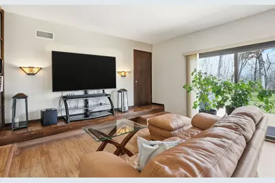 380 W Center Road, Palatine, IL 60074 - Photo 13