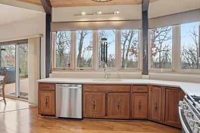 380 W Center Road, Palatine, IL 60074 - Photo 9