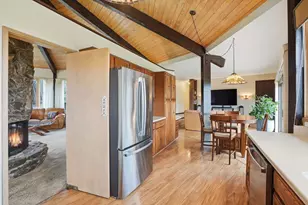 380 W Center Rd, Palatine, IL 60074 - Photo 7