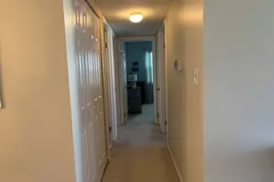 1621 Portsmouth Ln, Schaumburg, IL 60194 - Photo 9