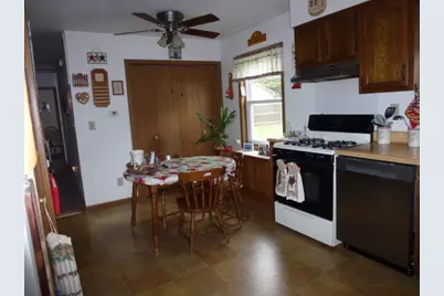 3 Deerefield Court, Clifton, IL 61727 - Photo 7