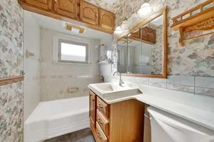 5611 S Monitor Ave, Chicago, IL 60638 - Photo 9