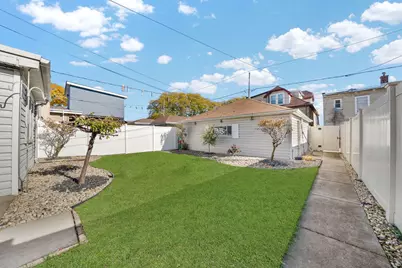 5611 S Monitor Avenue, Chicago, IL 60638 - Photo 15