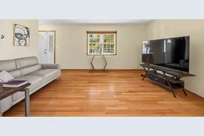 12962 S May Street, Calumet Park, IL 60827 - Photo 5