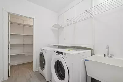 4036 N Parkside Avenue, Chicago, IL 60634 - Photo 17