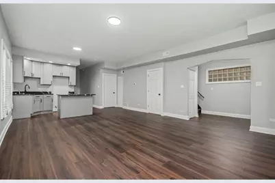 8030 S Constance Avenue, Chicago, IL 60617 - Photo 3