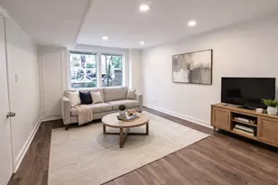1121 W Drummond Pl, Chicago, IL 60614 - Photo 39
