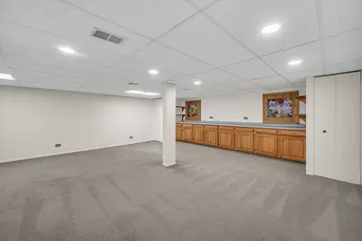1100 Lockwood Drive, Buffalo Grove, IL 60089 - Photo 29