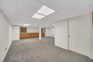 1100 Lockwood Dr, Buffalo Grove, IL 60089 - Photo 27