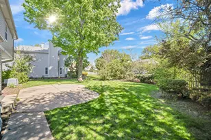 1100 Lockwood Dr, Buffalo Grove, IL 60089 - Photo 31