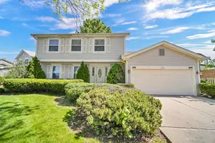 1100 Lockwood Dr, Buffalo Grove, IL 60089 - Photo 1