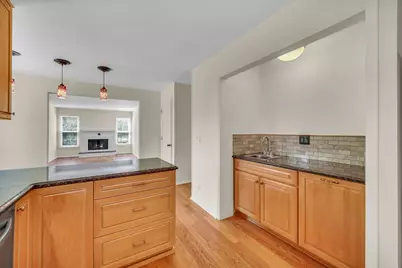 1100 Lockwood Drive, Buffalo Grove, IL 60089 - Photo 11