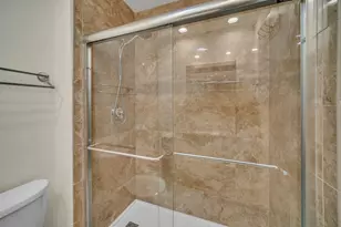 1100 Lockwood Dr, Buffalo Grove, IL 60089 - Photo 21