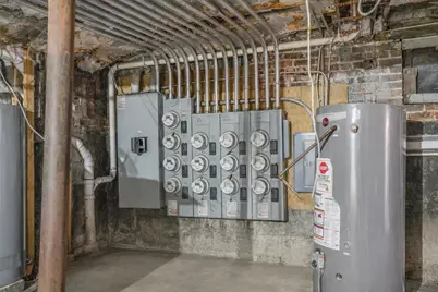 8001 S Maryland Avenue, Chicago, IL 60619 - Photo 9