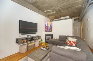 1000 W 15th St, Chicago, IL 60608 - Photo 7