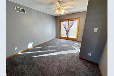 402 S Illinois Street, Streator, IL 61364 - Photo 11