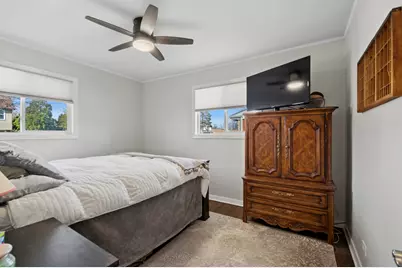 7441 Lake Street, Morton Grove, IL 60053 - Photo 13