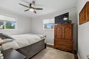 7441 Lake St, Morton Grove, IL 60053 - Photo 13