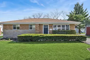 7441 Lake St, Morton Grove, IL 60053 - Photo 1