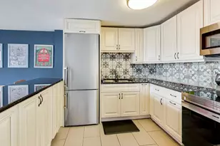 5740 N Sheridan Rd, Chicago, IL 60660 - Photo 13