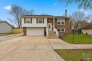 209 Meadows Rd S, Bourbonnais, IL 60914 - Photo 1