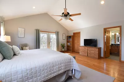 349 Blackhawk Road, Riverside, IL 60546 - Photo 17