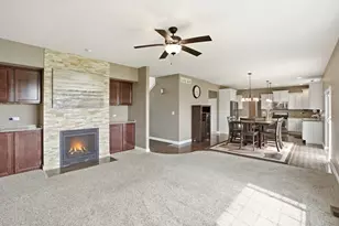 2247 S Robin Ln, Lynwood, IL 60411 - Photo 9