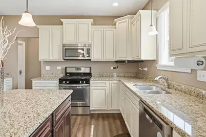 2247 S Robin Lane, Lynwood, IL 60411 - Photo 5