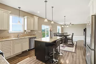 2247 S Robin Ln, Lynwood, IL 60411 - Photo 7