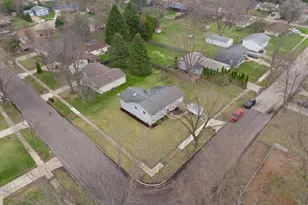 5008 Valentine Pl, Rockford, IL 61108 - Photo 5