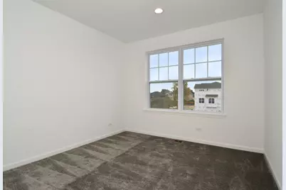 309 Timberleaf Circle, Roselle, IL 60172 - Photo 17