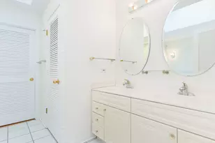 510 S President St, Wheaton, IL 60187 - Photo 15