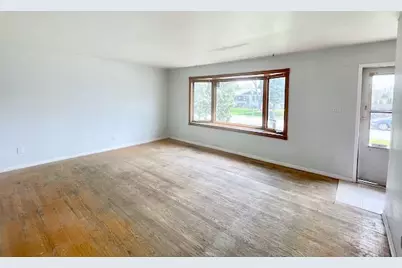 8574 W 73rd Place, Justice, IL 60458 - Photo 7