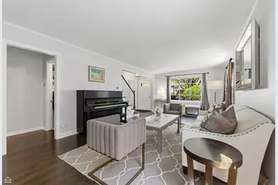 2015 Hollywood Court, Wilmette, IL 60091 - Photo 7