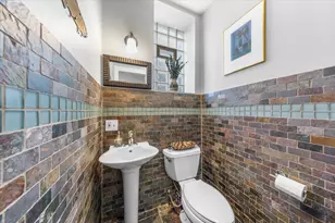 2159 W Wilson Ave, Chicago, IL 60625 - Photo 9