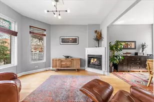 2159 W Wilson Ave, Chicago, IL 60625 - Photo 5