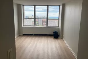 655 W Irving Park Rd, Chicago, IL 60613 - Photo 7
