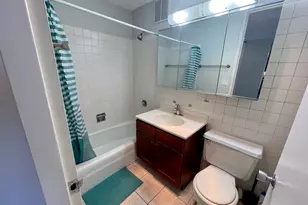 655 W Irving Park Rd, Chicago, IL 60613 - Photo 11