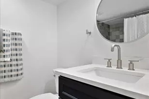 2646 Eastwood Ave, Evanston, IL 60201 - Photo 51