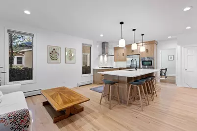 2646 Eastwood Avenue, Evanston, IL 60201 - Photo 5