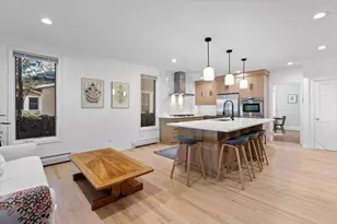 2646 Eastwood Ave, Evanston, IL 60201 - Photo 5