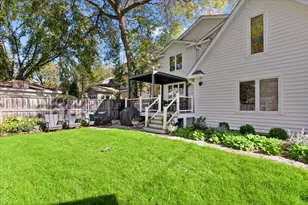 2646 Eastwood Ave, Evanston, IL 60201 - Photo 55