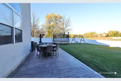 415 Kingsport Drive, Gurnee, IL 60031 - Photo 21