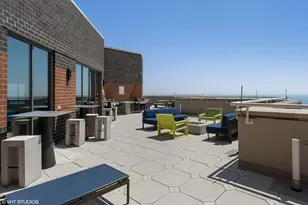 3660 N Lake Shore Dr, Chicago, IL 60613 - Photo 21