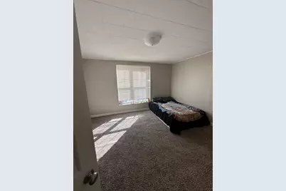 221 N Hickory Street, Joliet, IL 60435 - Photo 5