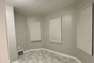 221 N Hickory St, Joliet, IL 60435 - Photo 3