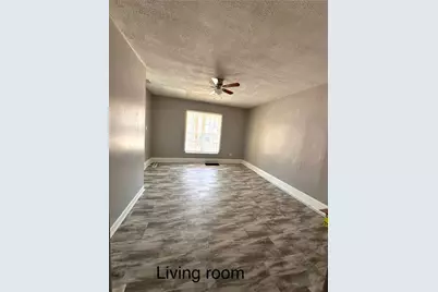 221 N Hickory Street, Joliet, IL 60435 - Photo 9