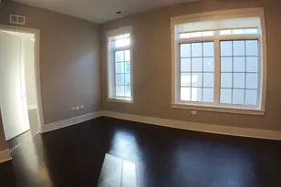 2050 N Clark St, Chicago, IL 60614 - Photo 3