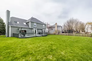 381 Millington Ln, Aurora, IL 60504 - Photo 29