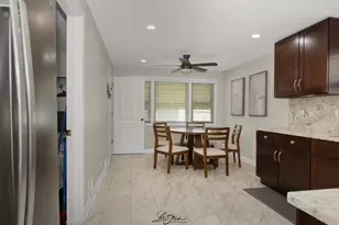 11046 S Ewing Ave, Chicago, IL 60617 - Photo 7